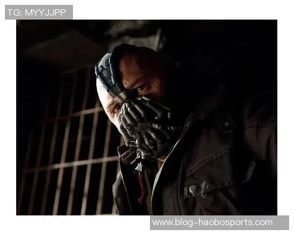 足球场上的黑暗骑士揭示大恶人背后的故事与真相 足球场上的黑暗骑士揭示大恶人背后的故事与真相